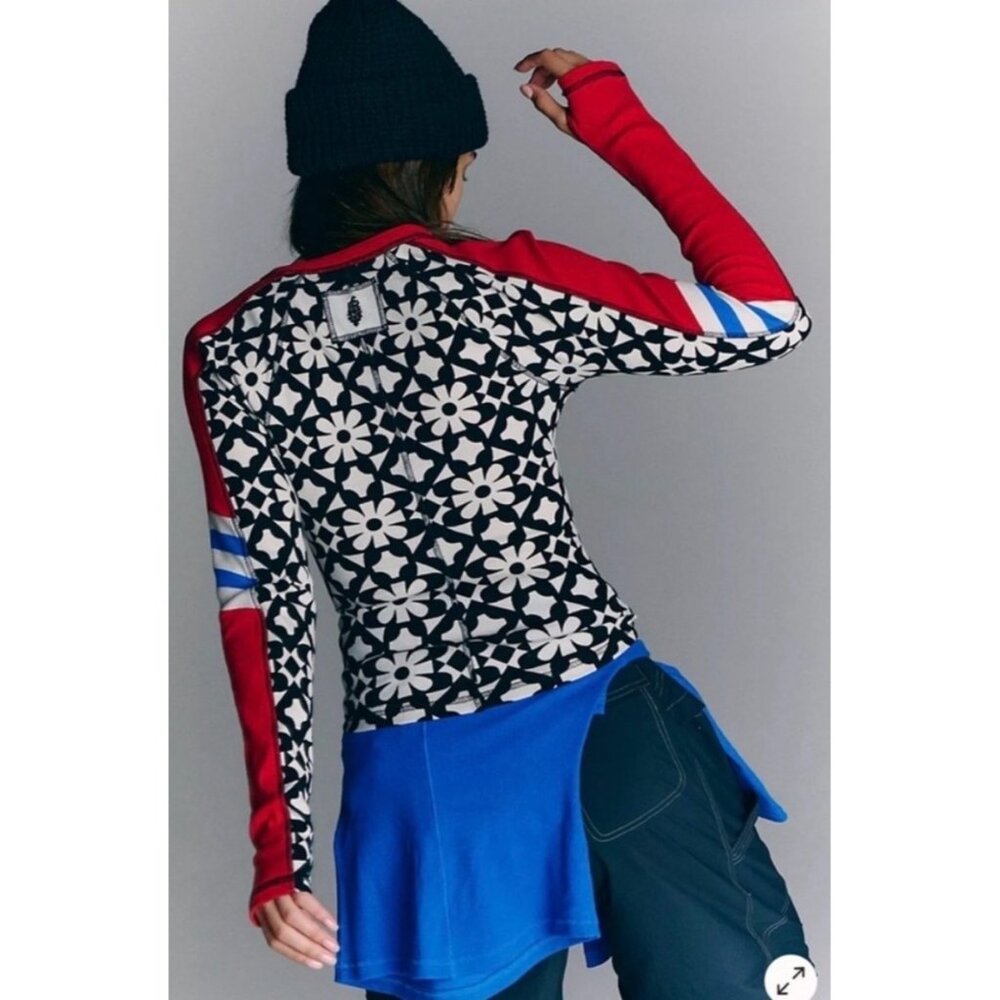 FP Movement by Free People Kick Off Printed Layer Top Black Red White Graphic L - Picture 14 of 16